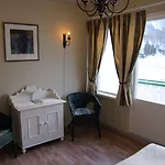 Hjelle Hotel 2* Hjelle