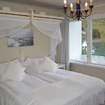 Hotel Hjelle Hotel
