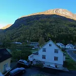 Hjelle Hotel Hotel