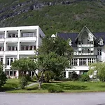 Otel Hjelle Hotel 2*