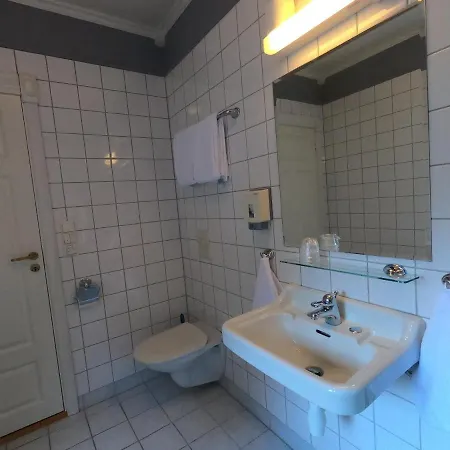 Hjelle Hotel 2*