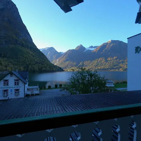 Hjelle Hotel Hotell 2*