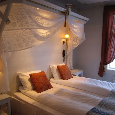 Hotell Hjelle Hotel 2*