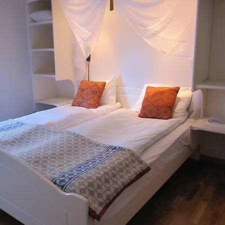 Hjelle Hotel 2* Hjelle