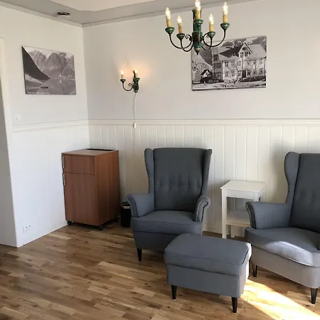Hjelle Hotel 2*