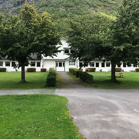 Hjelle Hotel