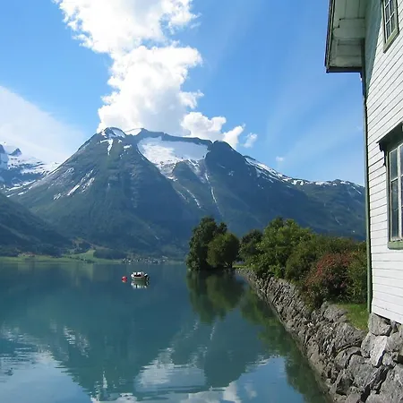 Hjelle Hotel Hjelle