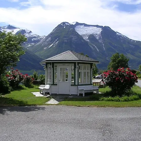Hjelle Hotel Hjelle