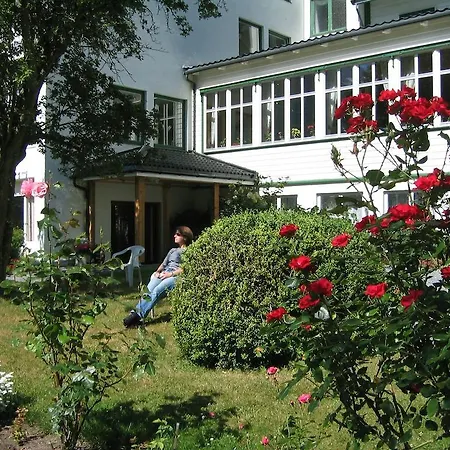 Hotel Hjelle Hotel 2*