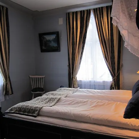 Hotel Hjelle Hotel