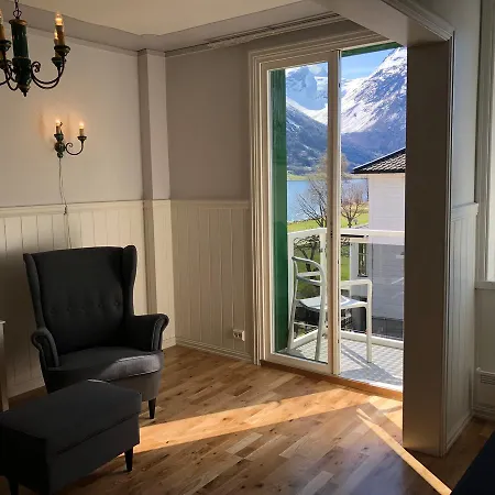 Hotel Hjelle Hotel
