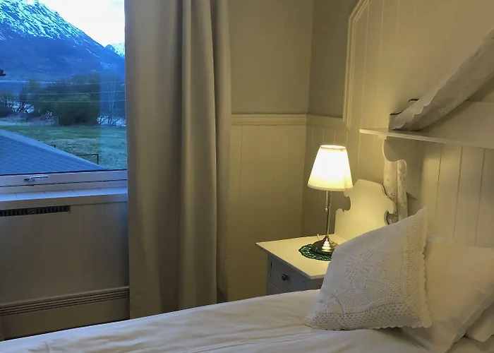 Hjelle Hotel 2* היילה