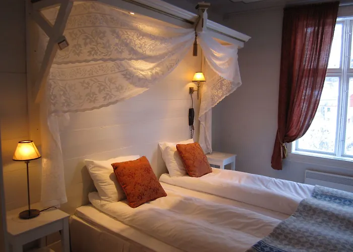 Ξενοδοχείο Hjelle Hotel 2*