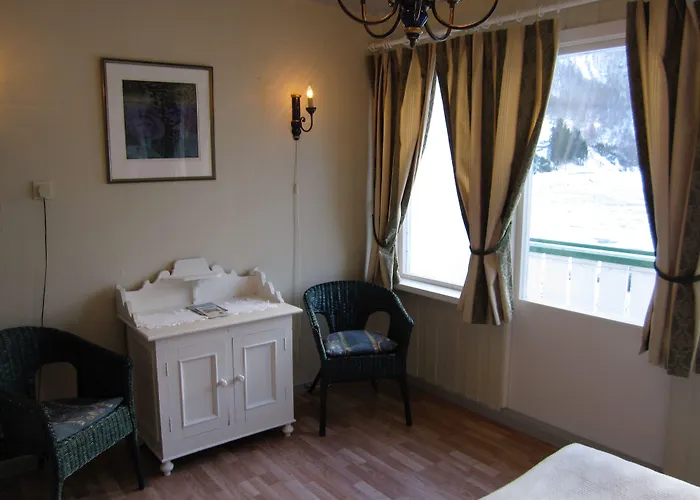 Hjelle Hotel 2* היילה