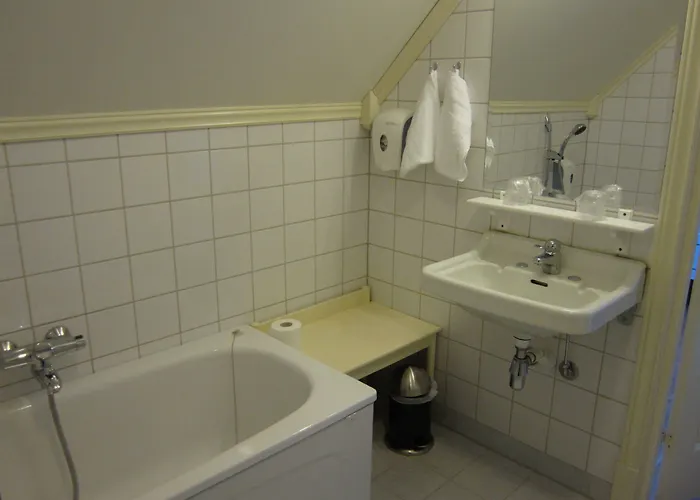 Hjelle Hotel מלון