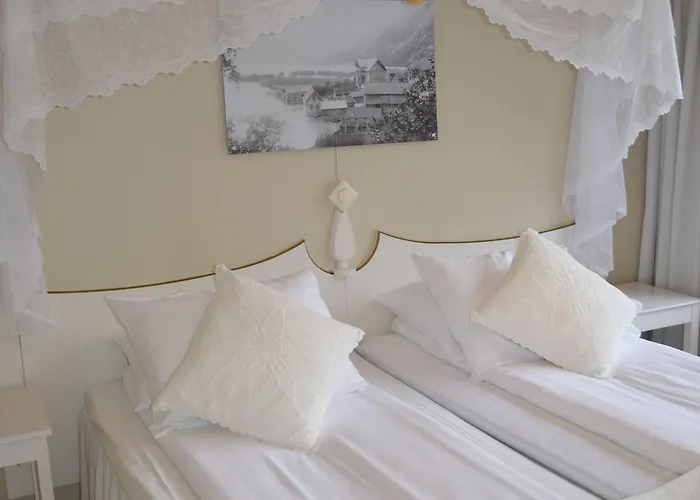 Hjelle Hotel 2* היילה