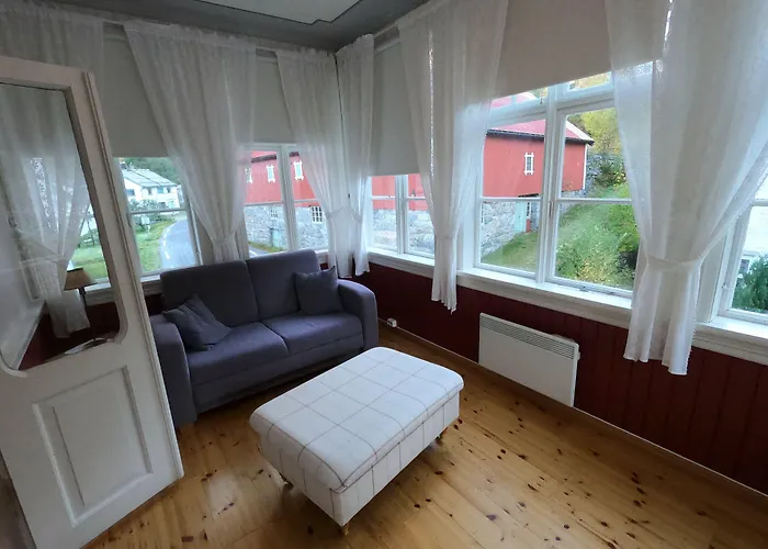 Hjelle Hotel 2* היילה