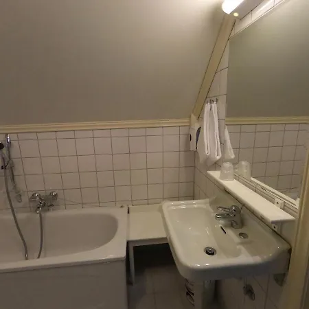 Hjelle Hotel 2* Hjelle